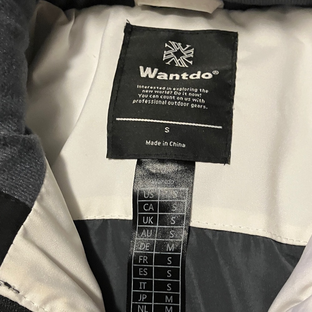 Women's White and Black Ski Jacket - Picture 2 of 7
